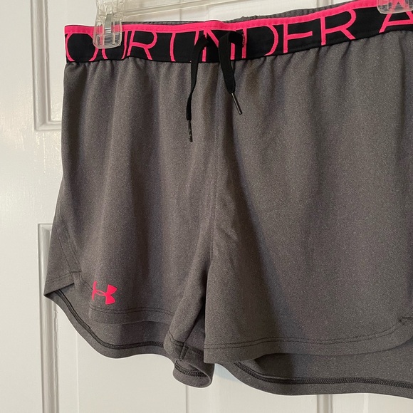 Under Armour Shorts - Picture 2 of 3